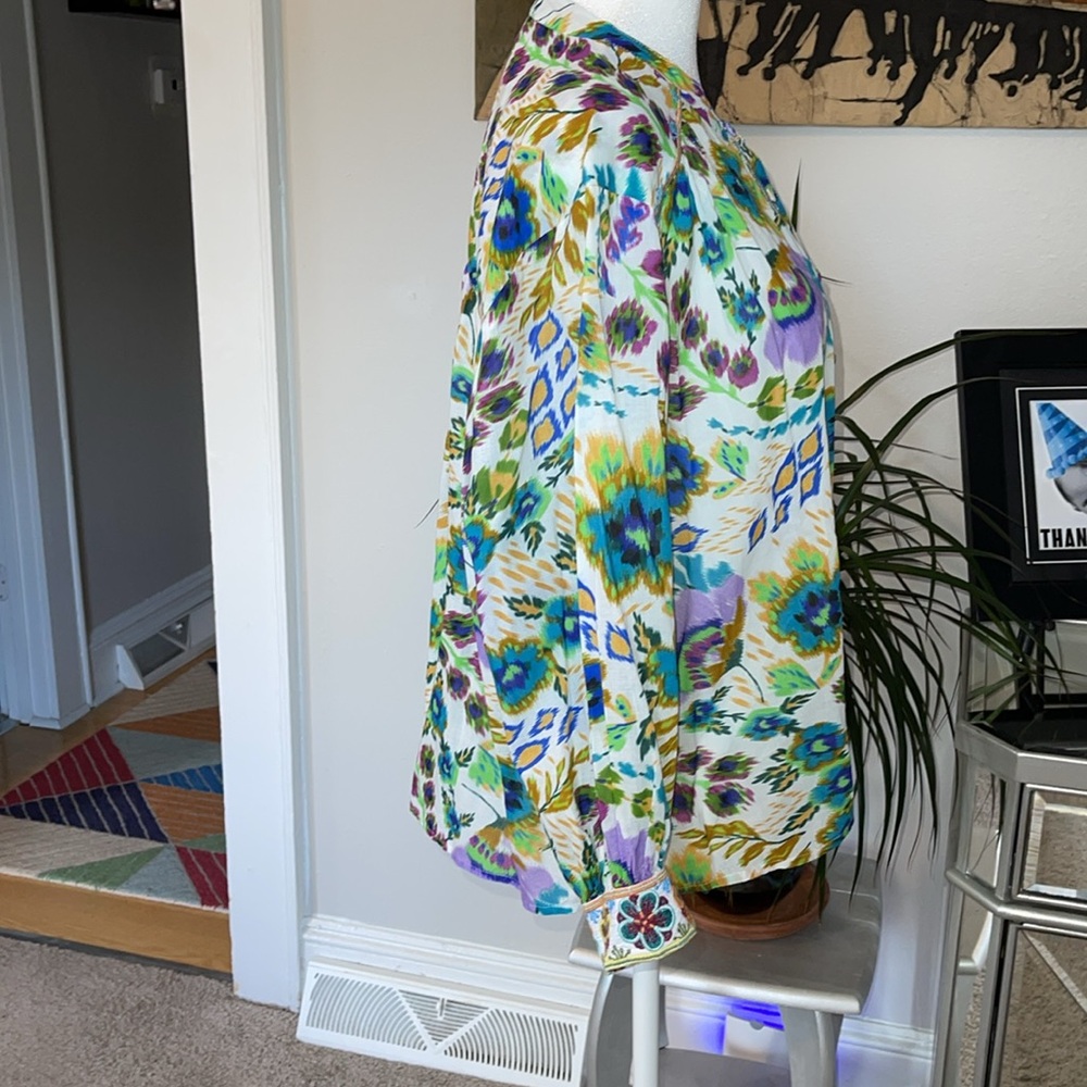JOHNNY WAS KAT BLOOM SHIRRED YOKE BLOUSE - Picture 5 of 12